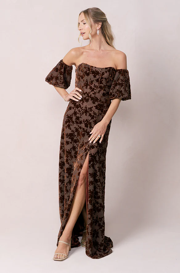 Floral Burnout Velvet Bubble Sleeves | Made To Order - Image 4
